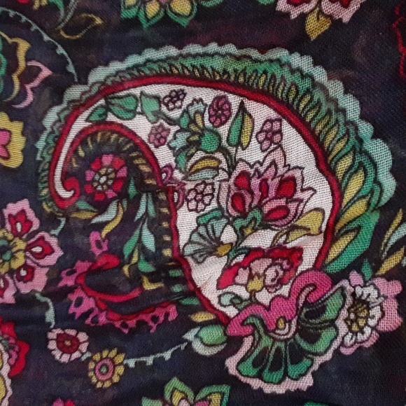 Euc! Vera Bradley Soft Fringe Scarf- Petal Paisley - Picture 5 of 6